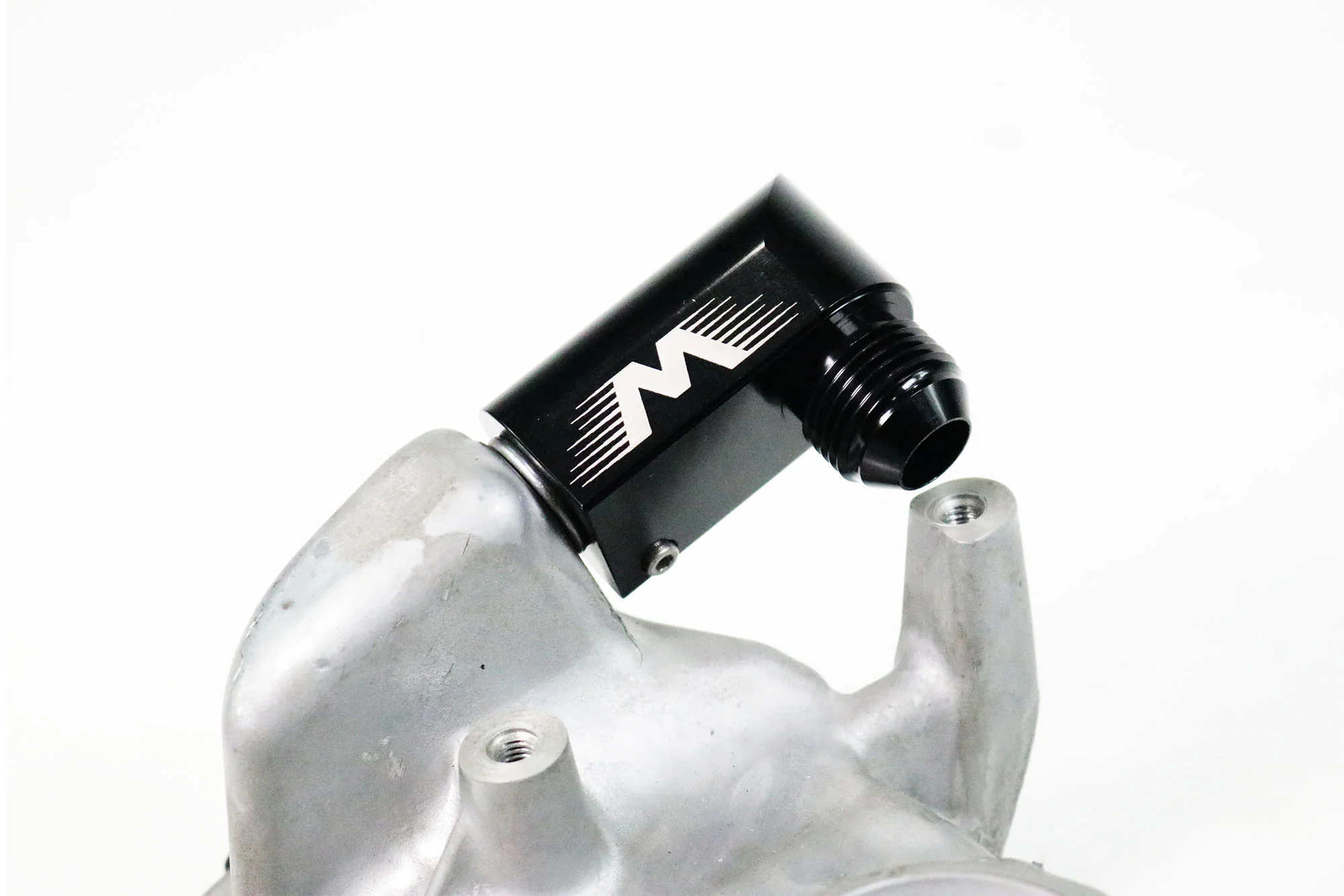 Billet Valve Cover Breather Attachment for Factory 5/8" Quick Release 10AN 90 Degree Adapter Fitting Gen V LT, Gen 3 Hemi, more. - Image 3