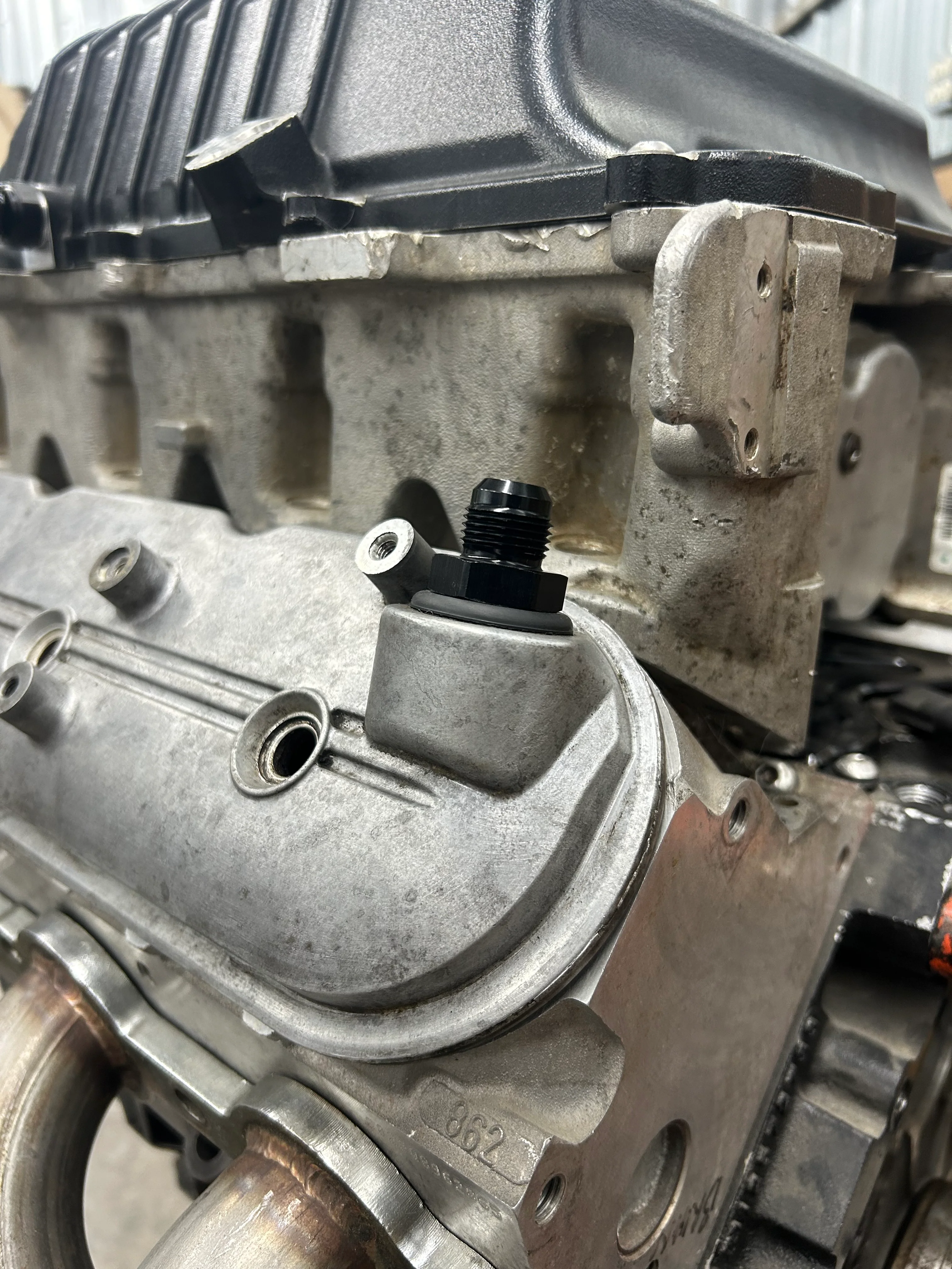 8 AN Push in Fitting for Factory GM LS Valve cover grommet - Image 3
